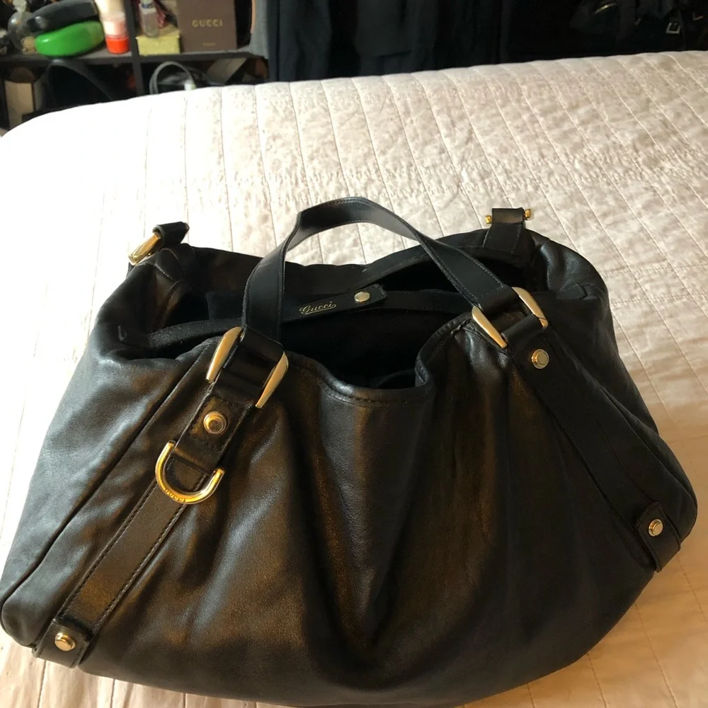 Gucci - Picture 1 of 6